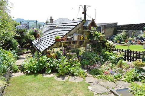Bolehill and Steeple Grange Hidden Gardens